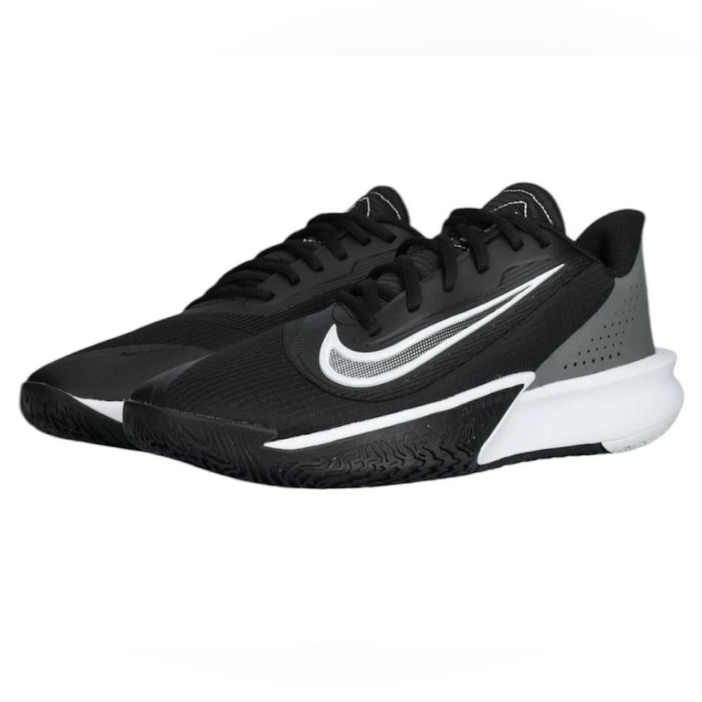 NWT Nike Precision 7 Men’s 8 lace up black, white and gray basketball shoes